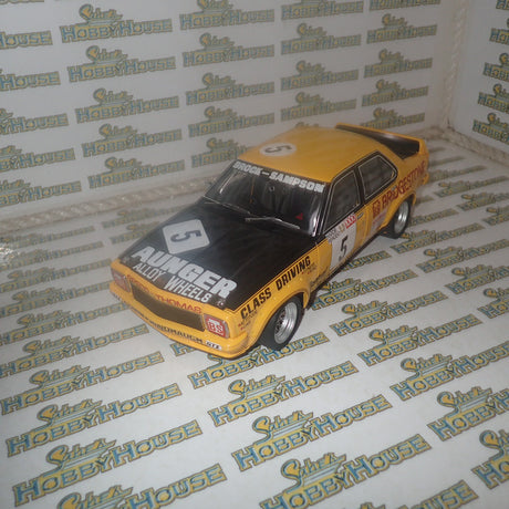 Classic Carlectables 18307 - 1/18 Scale Holden L34 Torana 1975 Bathurst Winner