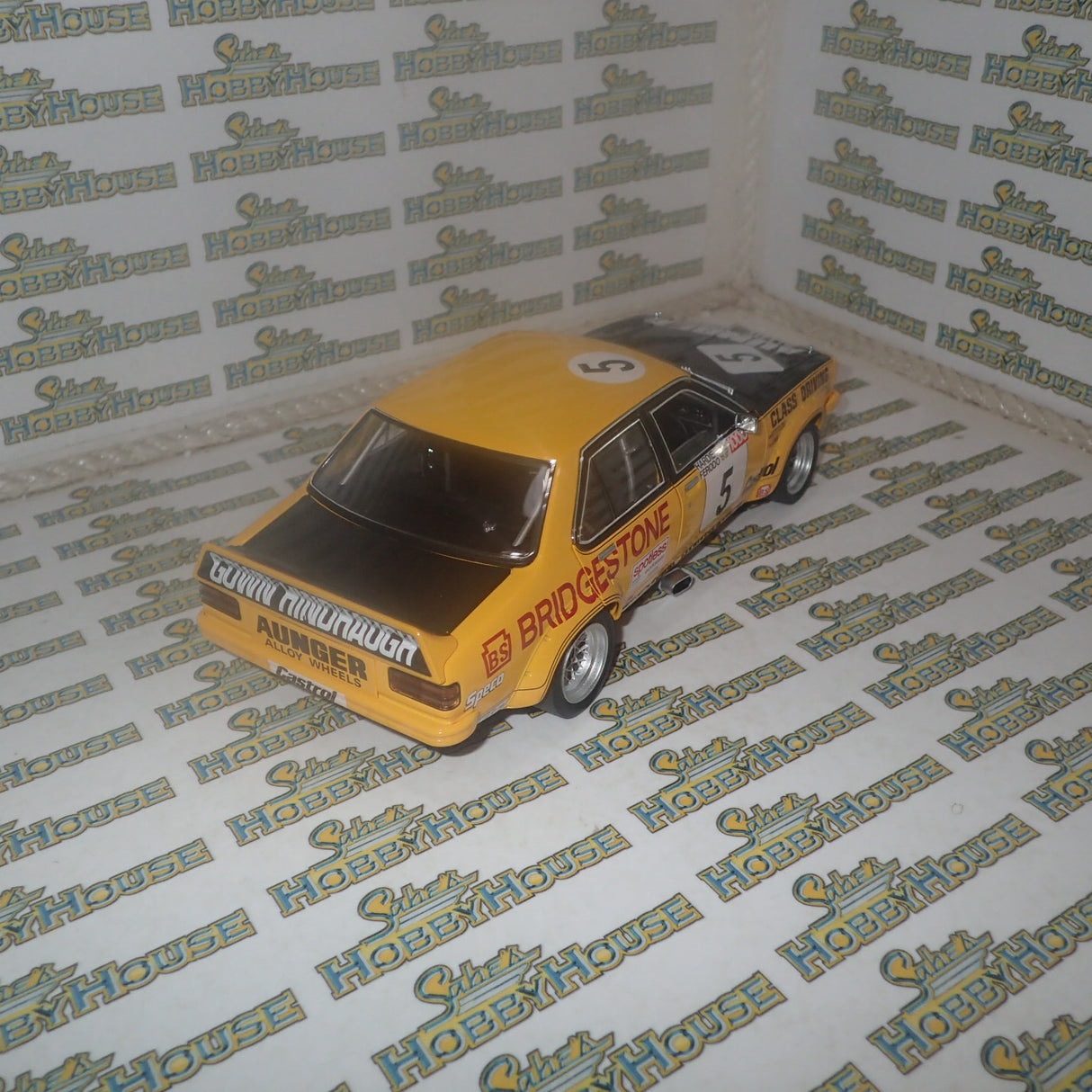Classic Carlectables 18307 - 1/18 Scale Holden L34 Torana 1975 Bathurst Winner
