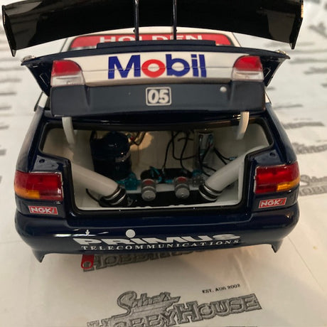 Classic Carlectables 18313 - 1/18 Scale HRT Peter Brock Mark Skaife VS Commodore 1997 Bathurst Pole Position
