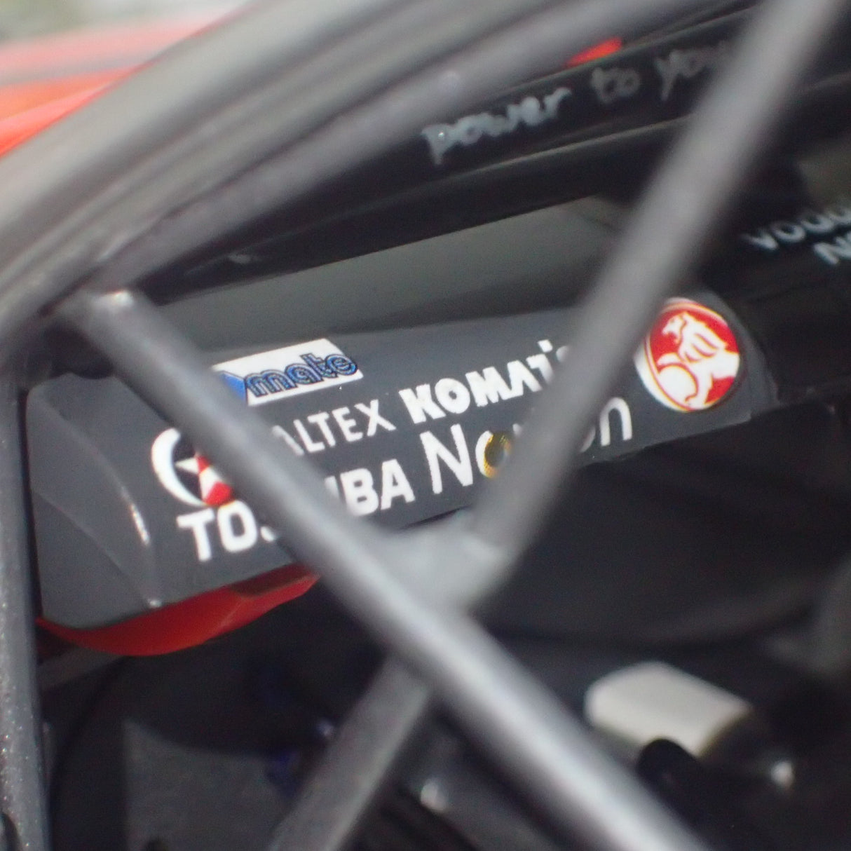 Classic Carlectables 18490 - 1/18 Scale - Mark Skaifes Final V8 Supercar Race 2011 Team Vodafone Holden VE Commodore Diecast Scale Model Replica
