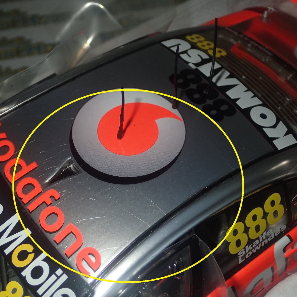 Classic Carlectables 18490 - 1/18 Scale - Mark Skaifes Final V8 Supercar Race 2011 Team Vodafone Holden VE Commodore Diecast Scale Model Replica