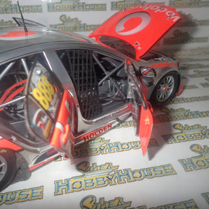 Classic Carlectables 18490 - 1/18 Scale - Mark Skaifes Final V8 Supercar Race 2011 Team Vodafone Holden VE Commodore Diecast Scale Model Replica