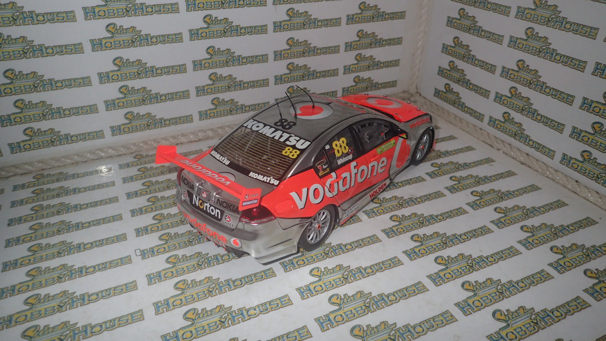Classic Carlectables 18494 - 1/18 Scale Holden VE Series II Commodore Jamie Whinchup 2011 Championship Winner Team Vodafone #88 Diecast Model Replica
