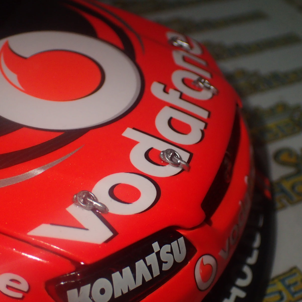 CLASSIC CARLECTABLES 18517 – 1/18 Holden VE Commodore 2012 TeamVodafone Whincup/Dumbrell Bathurst 1000 Winner