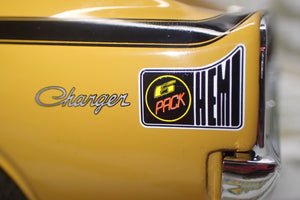 Classic Carlectables 18524 - 1:18 Chrysler VH Valiant E38 R/T Charger Hot Mustard "Small Tank" Die-cast Replica