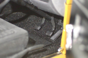 Classic Carlectables 18524 - 1:18 Chrysler VH Valiant E38 R/T Charger Hot Mustard "Small Tank" Die-cast Replica