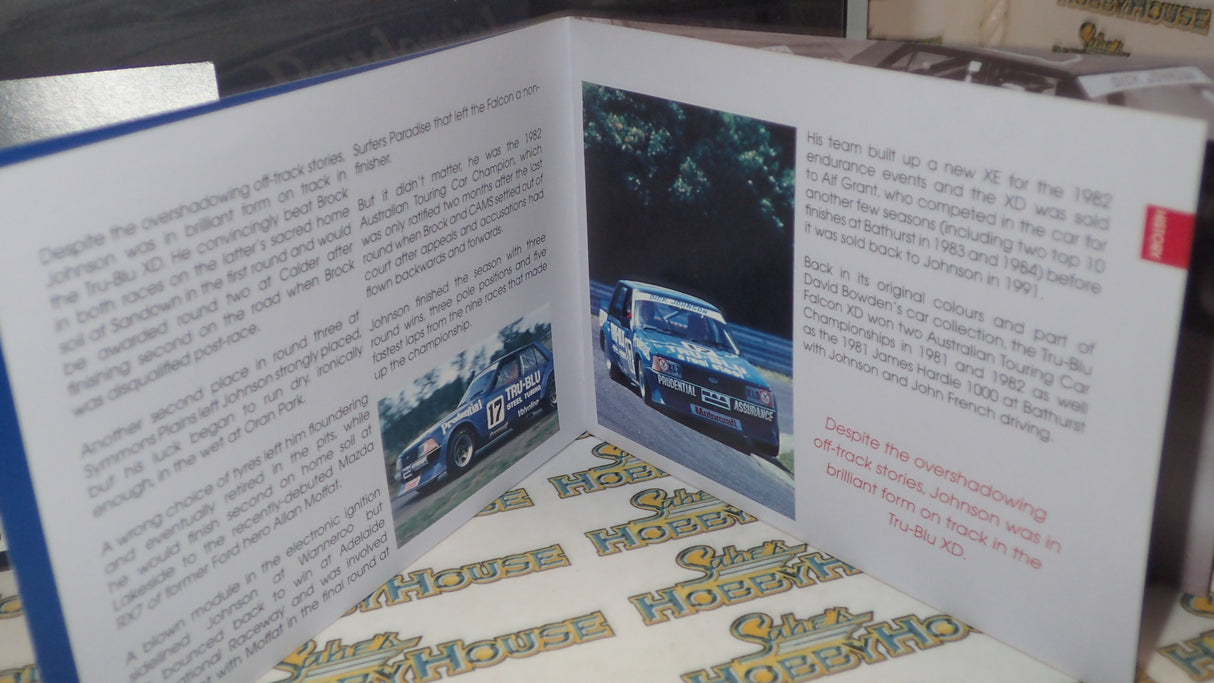 Classic Carlectables 18524 - 1:18 Chrysler VH Valiant E38 R/T Charger Hot Mustard "Small Tank" Die-cast Replica