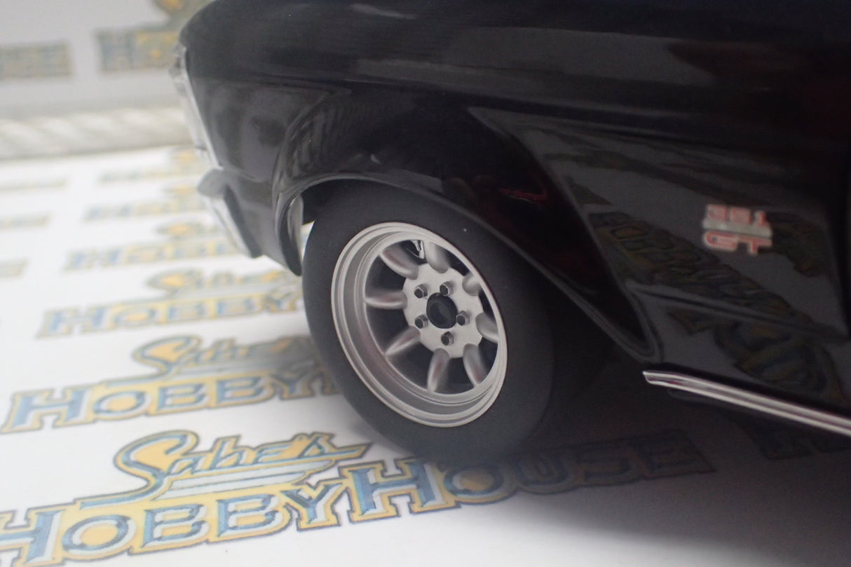 CLASSIC CARLECTABLES 18529 - 1:18 SCALE FORD GT-HO SUPER FALCON GLOSS BLACK DIECAST REPLICA