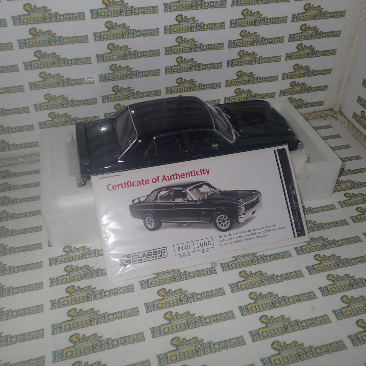 CLASSIC CARLECTABLES 18529 - 1:18 SCALE FORD GT-HO SUPER FALCON GLOSS BLACK DIECAST REPLICA