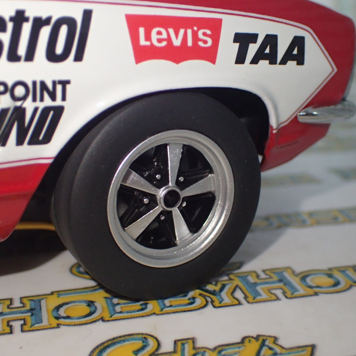 Classic Carlectables 18585 - 1/18 Holden LJ Torana GTR XU-1 1973 ATCC 2nd Place