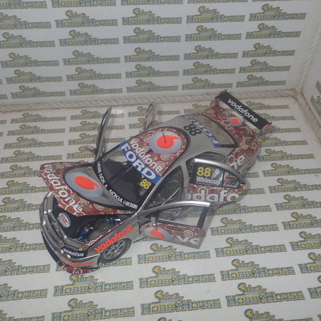 Classic Carlectables 18588 - 1:18 Jamie Whincup's 2008 Red Dust Darwin Livery Team Vodefone Ford BF Falcon