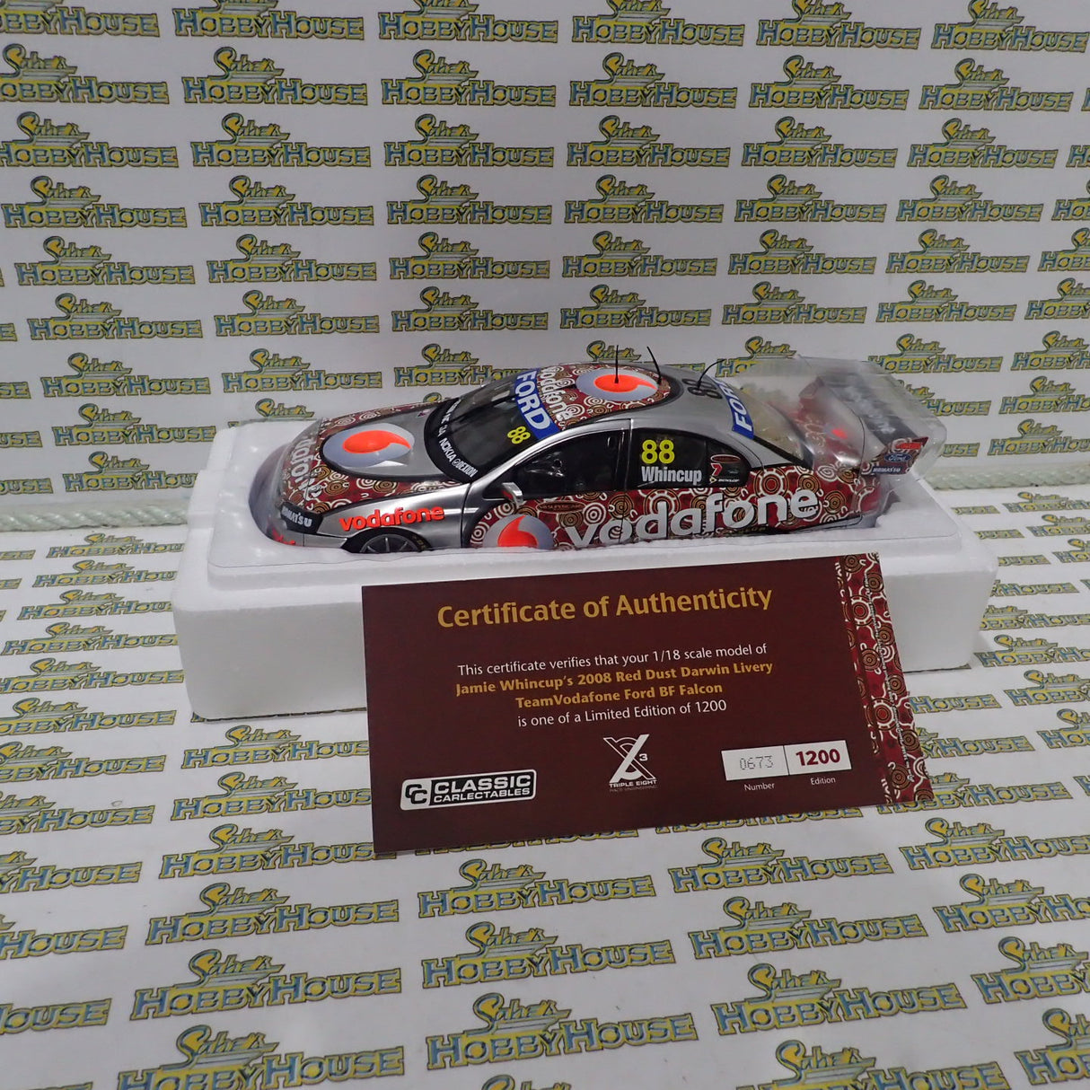 Classic Carlectables 18588 - 1:18 Jamie Whincup's 2008 Red Dust Darwin Livery Team Vodefone Ford BF Falcon