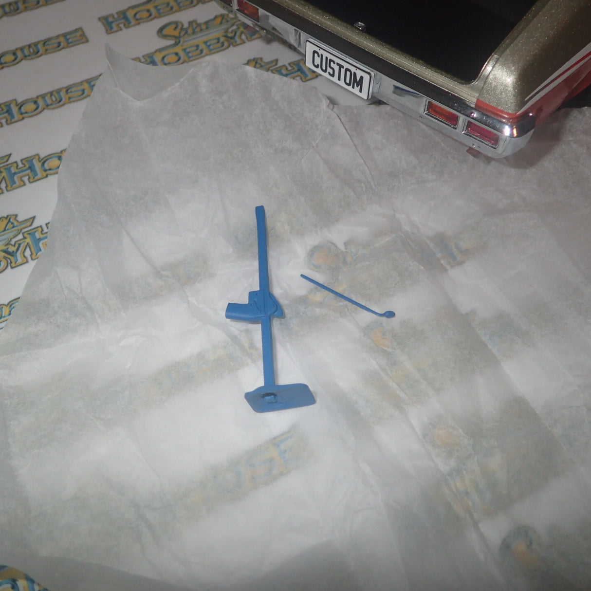 Classic Carlectables 18592 - 1/18 Scale Holden HQ Monaro GTS Custom Orange Tang