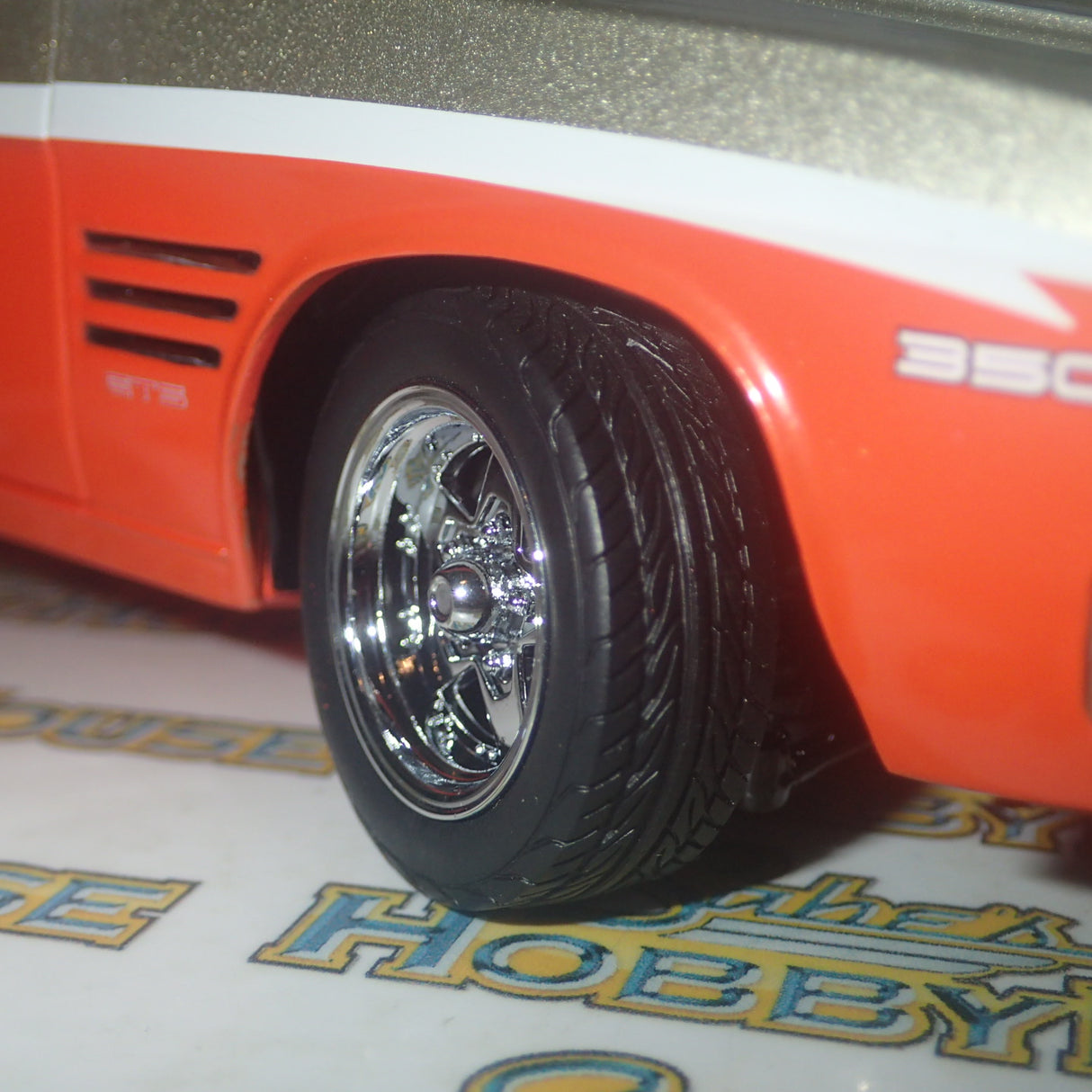 Classic Carlectables 18592 - 1/18 Scale Holden HQ Monaro GTS Custom Orange Tang