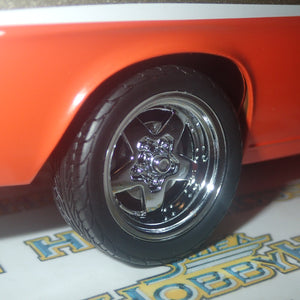 Classic Carlectables 18592 - 1/18 Scale Holden HQ Monaro GTS Custom Orange Tang