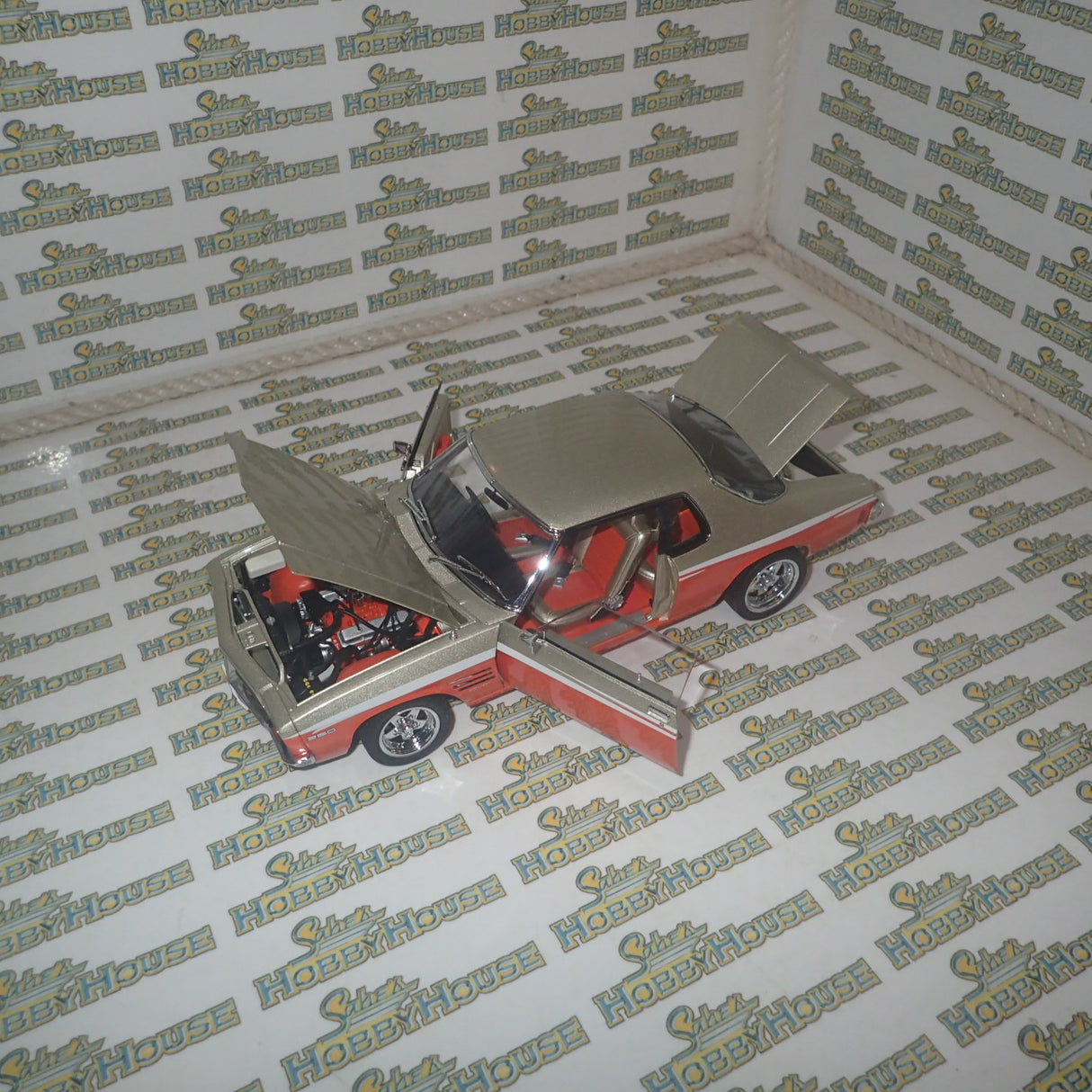 Classic Carlectables 18592 - 1/18 Scale Holden HQ Monaro GTS Custom Orange Tang