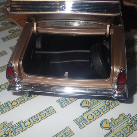 Classic Carlectables - 1/18 Scale - 18605 Holden HR Premier in Landale Gold Metallic Diecast Scale Model Replica