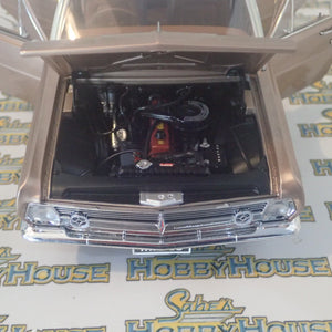 Classic Carlectables - 1/18 Scale - 18605 Holden HR Premier in Landale Gold Metallic Diecast Scale Model Replica