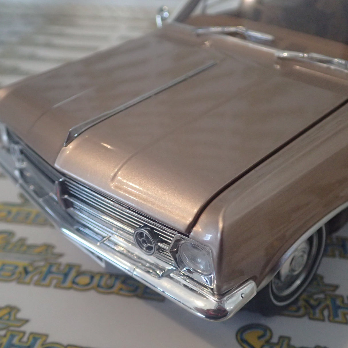 Classic Carlectables - 1/18 Scale - 18605 Holden HR Premier in Landale Gold Metallic Diecast Scale Model Replica