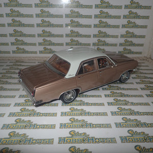 Classic Carlectables - 1/18 Scale - 18605 Holden HR Premier in Landale Gold Metallic Diecast Scale Model Replica
