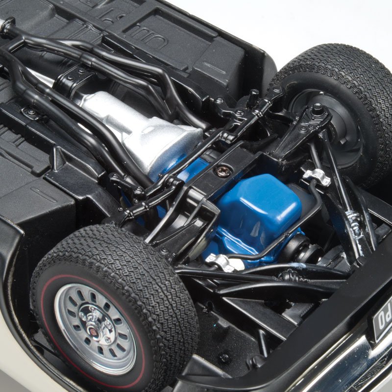 Classic Carlectables 18615 - 1/18 Scale Ford XA Falcon RPO83 Sedan Polar White Diecast Model Replica