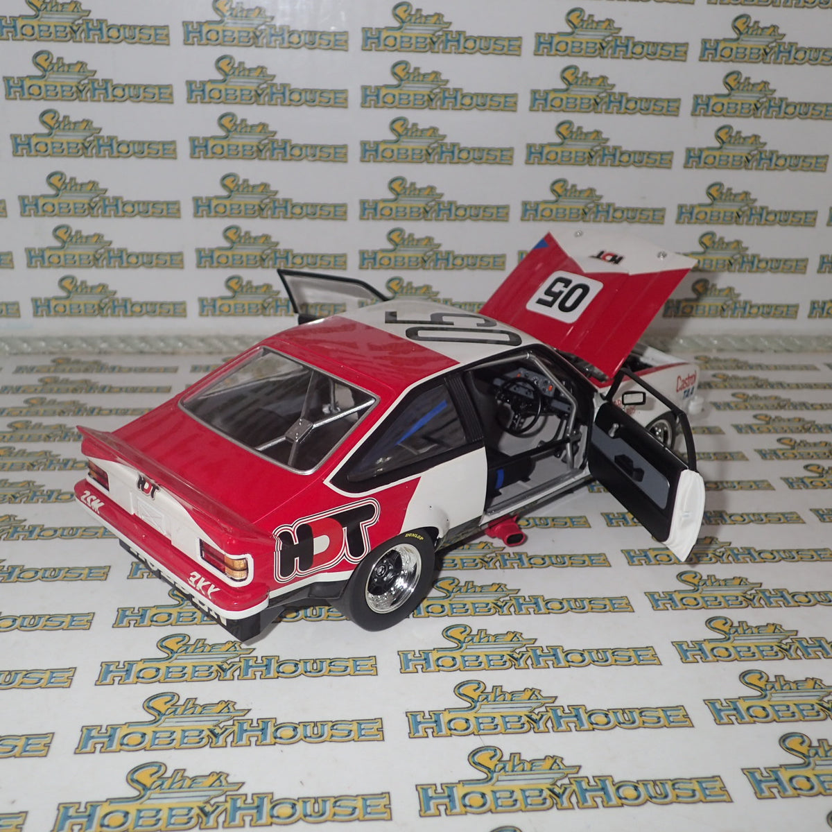 CLASSIC CARLECTABLES 18623 - 1:18 HOLDEN A9X TORANA 1978 BATHURST WINNER SCALE DIECAST REPLICA
