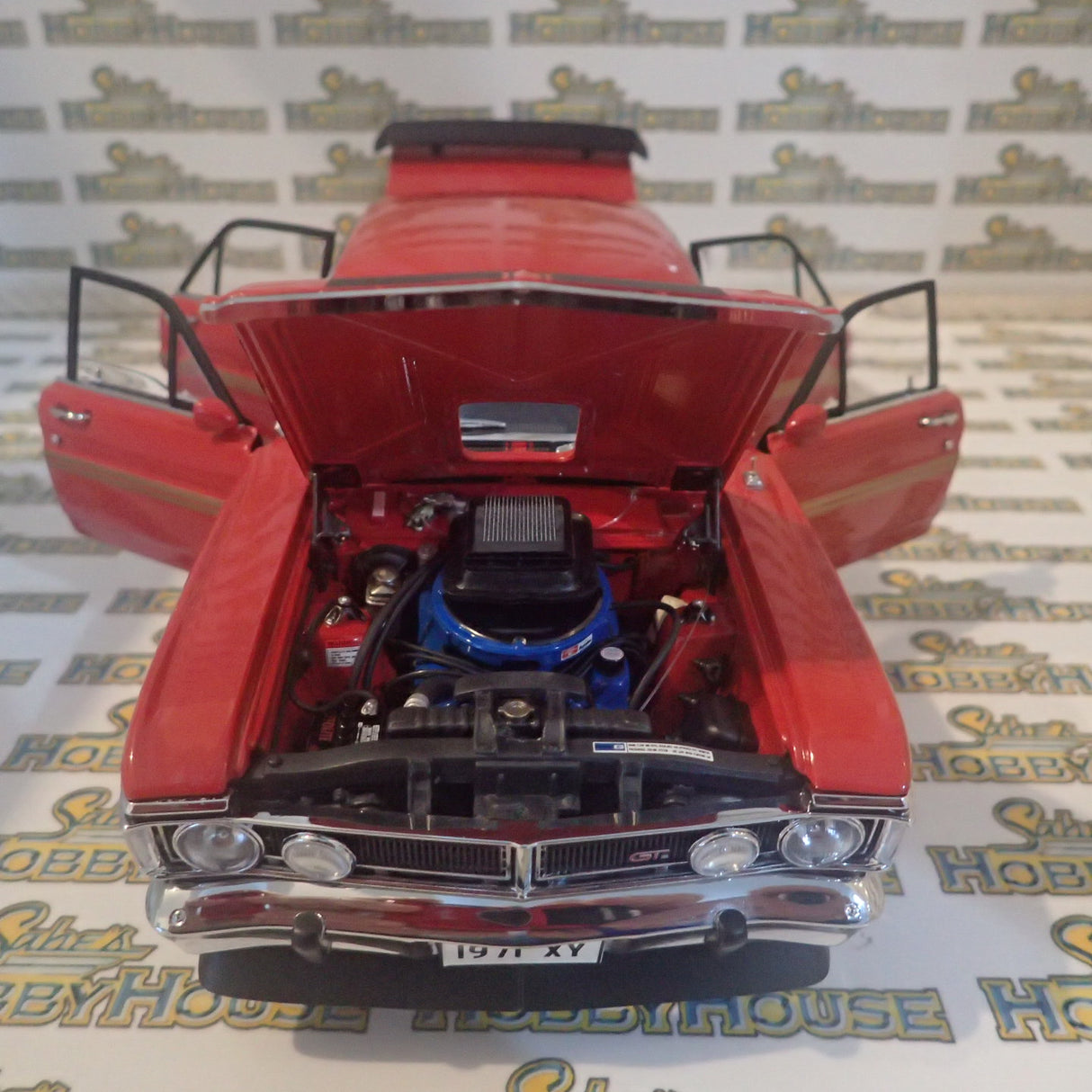 Classic Carlectables 18636 - 1/18 Scale - Retro Ford XY Falcon GT-HO Phase III 'Wide Boots' Diecast Model Replica