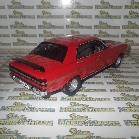 Classic Carlectables 18636 - 1/18 Scale - Retro Ford XY Falcon GT-HO Phase III 'Wide Boots' Diecast Model Replica