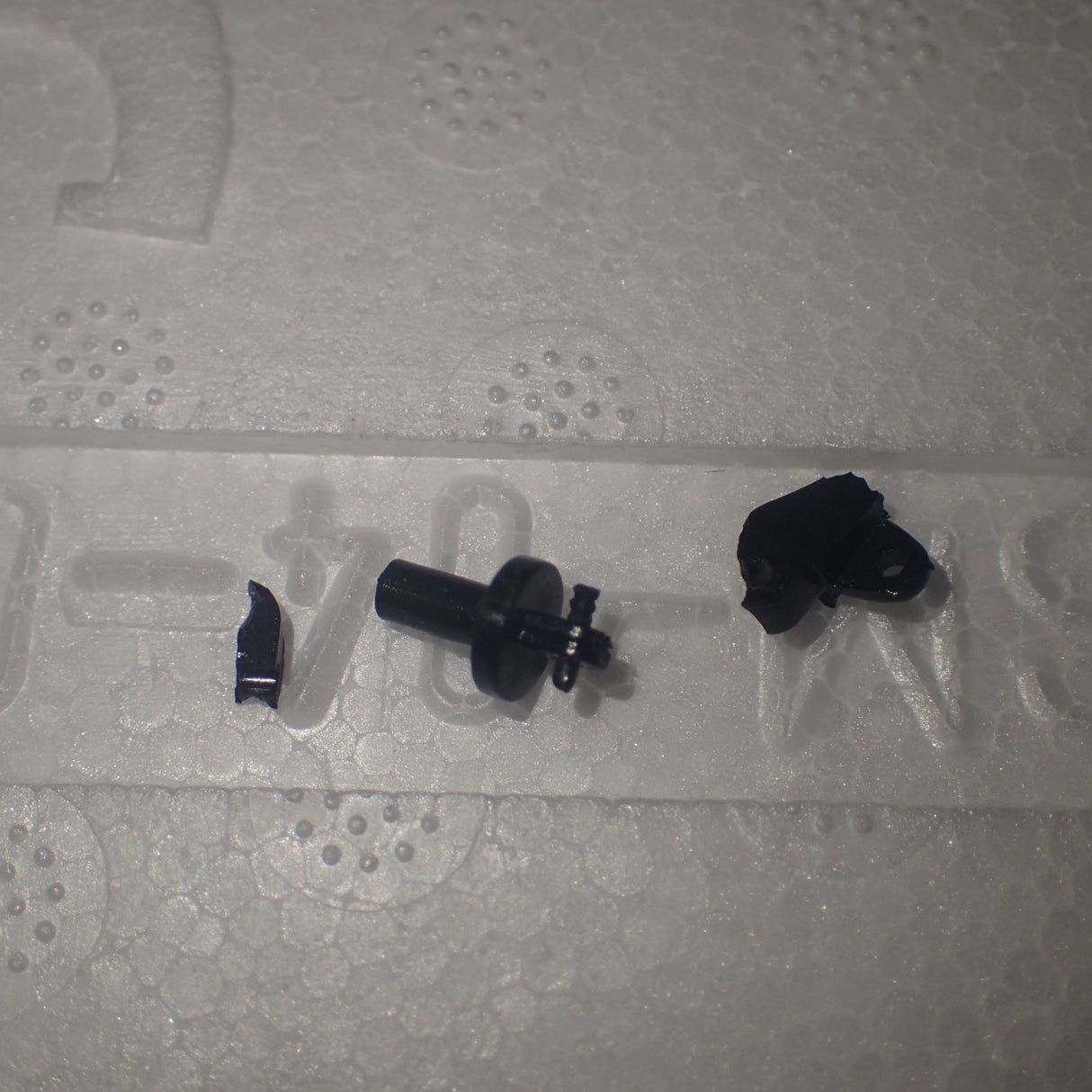 Classic Carlectables 18636 - 1/18 Scale - Retro Ford XY Falcon GT-HO Phase III 'Wide Boots' Diecast Model Replica