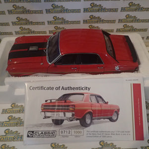 Classic Carlectables 18636 - 1/18 Scale - Retro Ford XY Falcon GT-HO Phase III 'Wide Boots' Diecast Model Replica