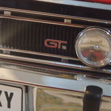 Classic Carlectables 18636 - 1/18 Scale - Retro Ford XY Falcon GT-HO Phase III 'Wide Boots' Diecast Model Replica