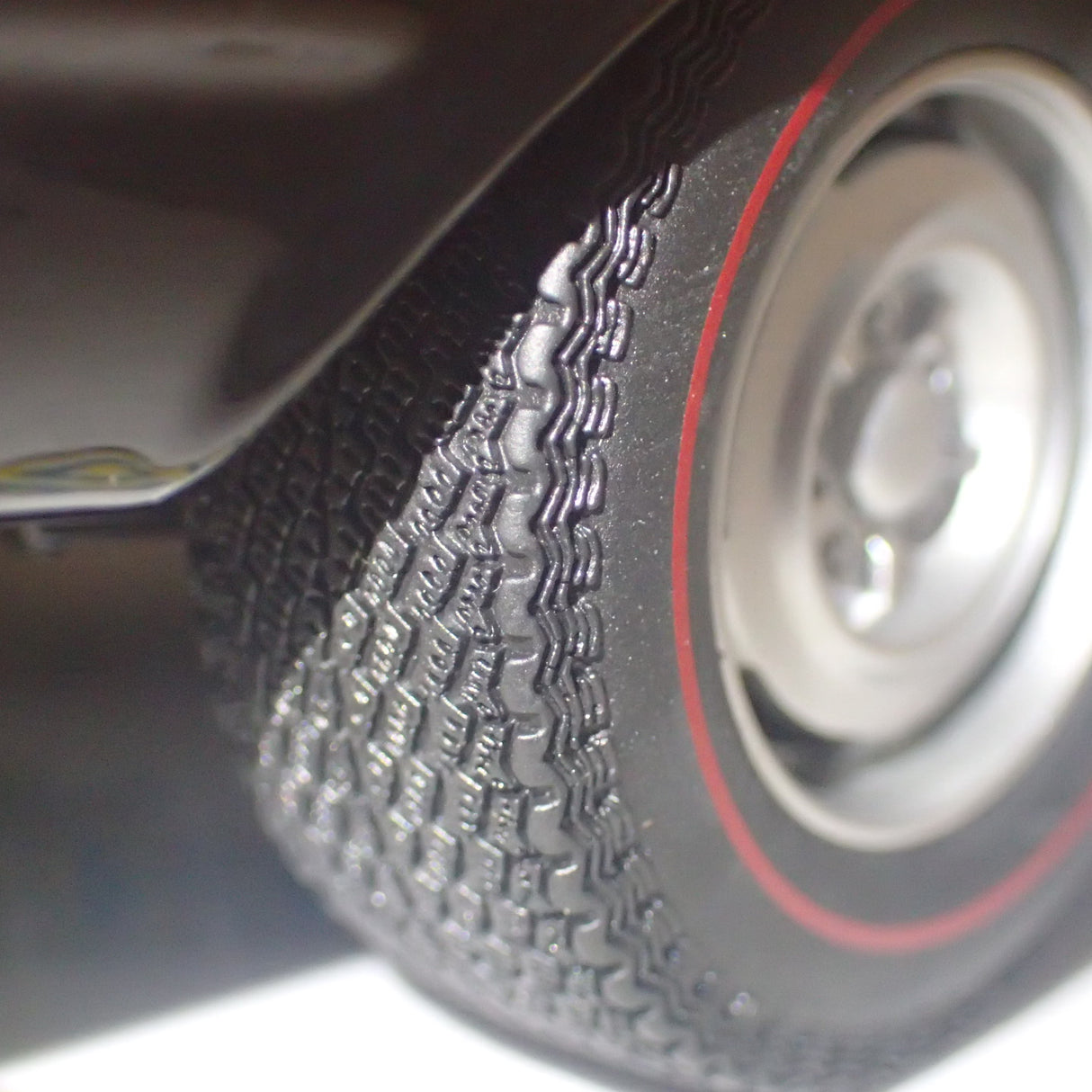 Classic Carlectables 18655 – 1/18 Scale Ford XY Fairmont Grand Sport in Onyx Black Diecast Model Replica