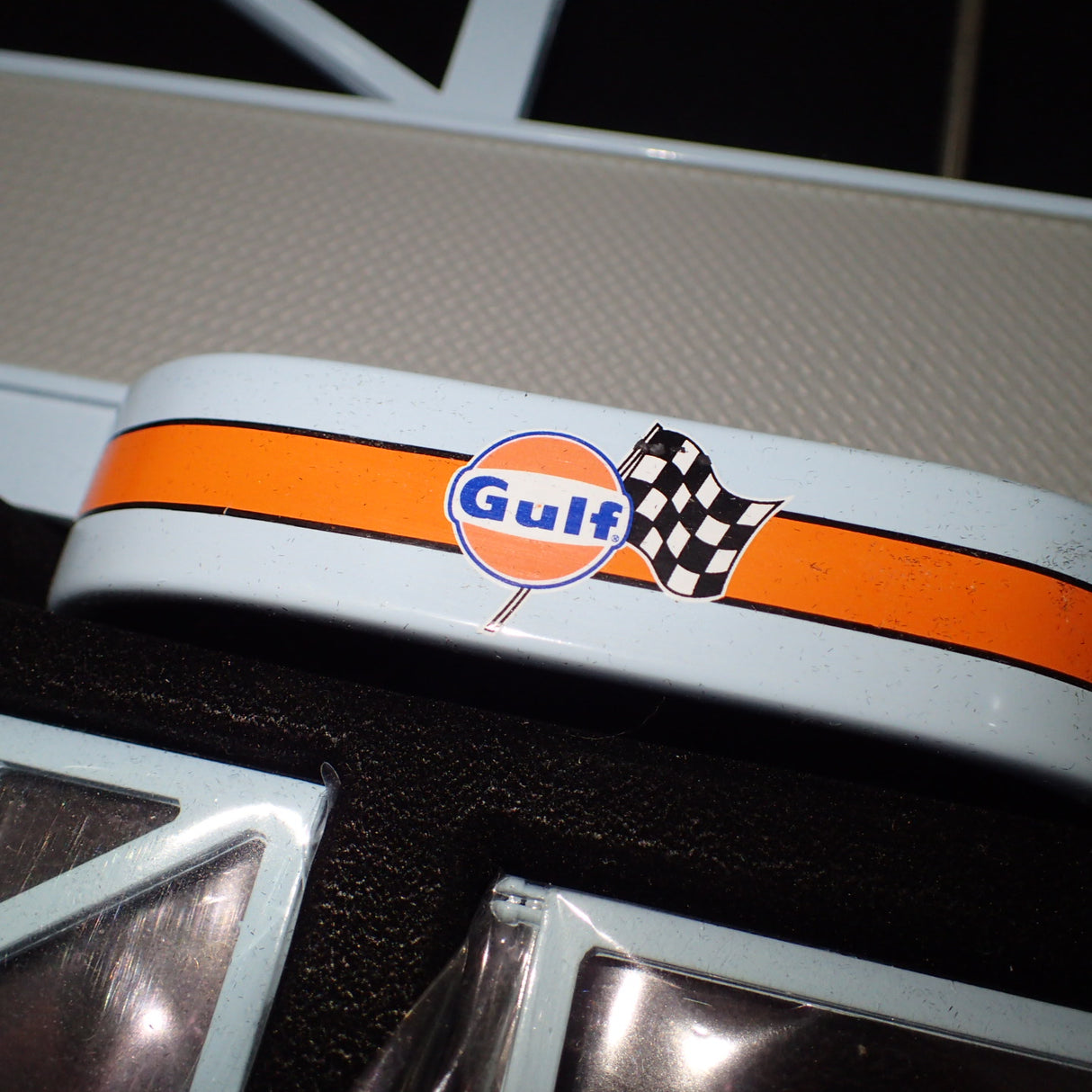 GMP 18835 - 1/18 Scale GULF TANDEM CAR TRAILER