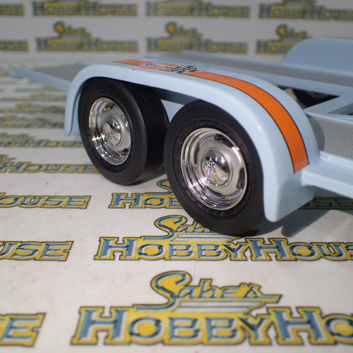 GMP 18835 - 1/18 Scale GULF TANDEM CAR TRAILER