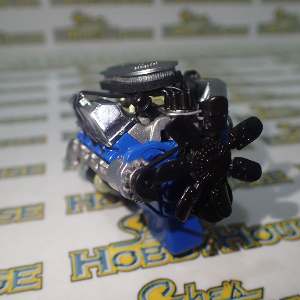 GMP 18855 - 1/18 Hubert Platt Georgia Shaker 1967 Ford Fairlane 427R Engine and Transmission Replica Model