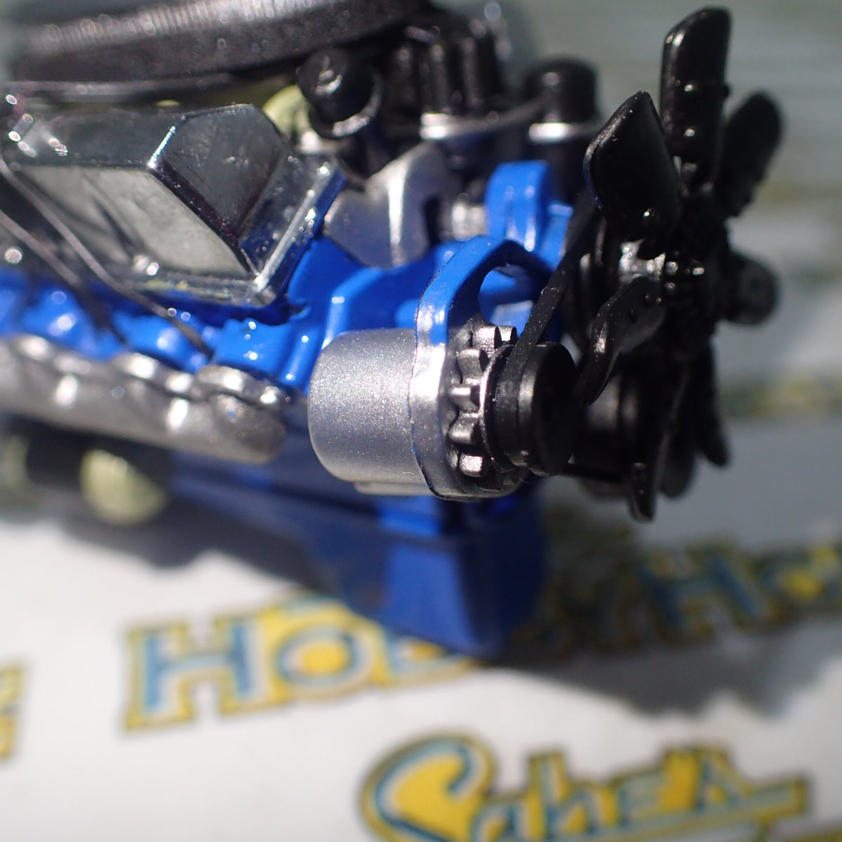GMP 18855 - 1/18 Hubert Platt Georgia Shaker 1967 Ford Fairlane 427R Engine and Transmission Replica Model