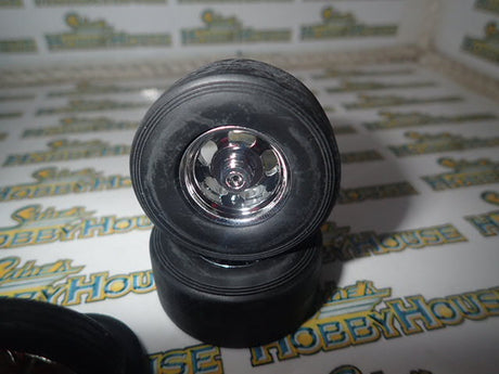 GMP 18886 - 1/18 Scale Malco Gasser Tyre & Wheel Set