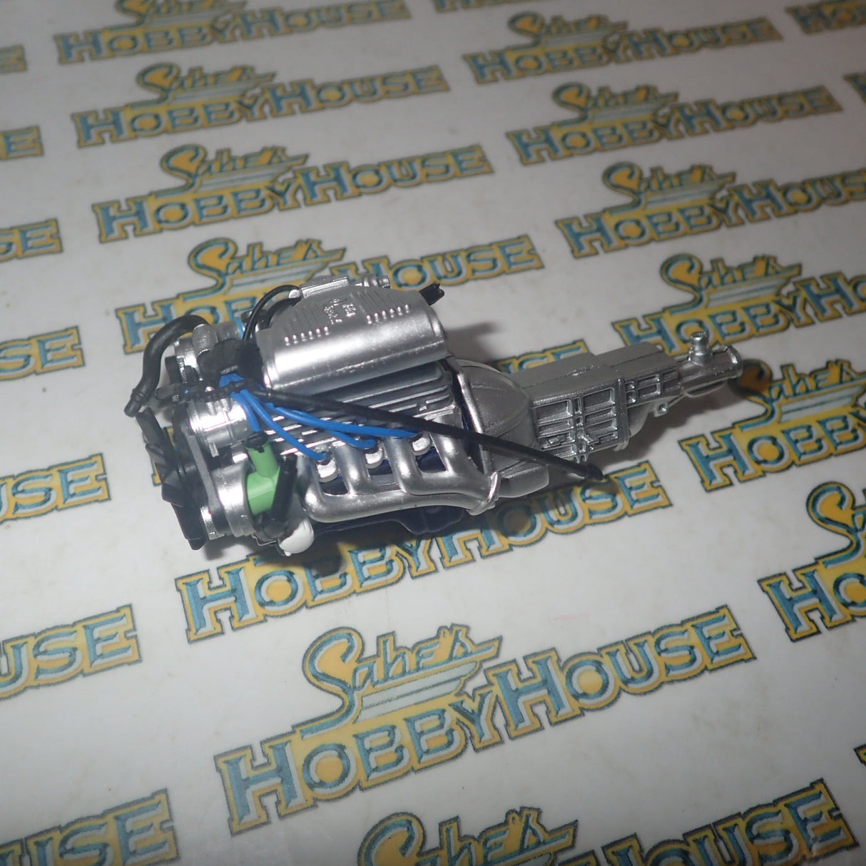 GMP 18889 - 1/18 Scale Supercharged 5.0 302 Drag Engine & Transmission Replica