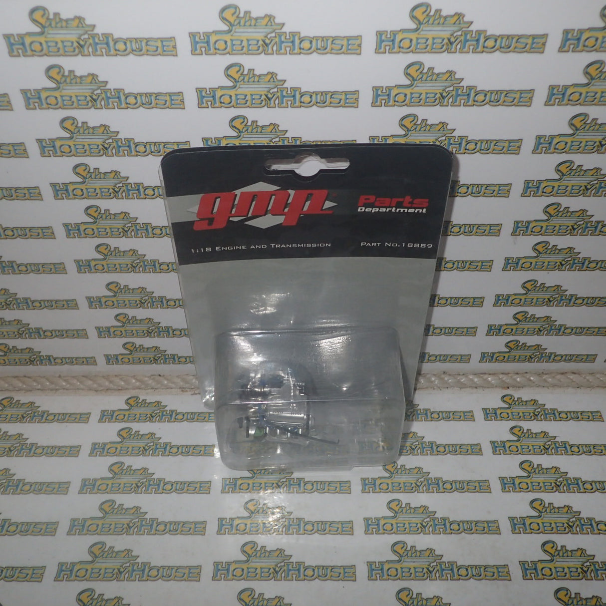 GMP 18889 - 1/18 Scale Supercharged 5.0 302 Drag Engine & Transmission Replica