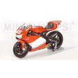 MINICHAMPS 122 031495 -D 1/12 DUCATI DESMO 16 1.GP VICTORY 'DIRT' L.CAPIROSSI 2003