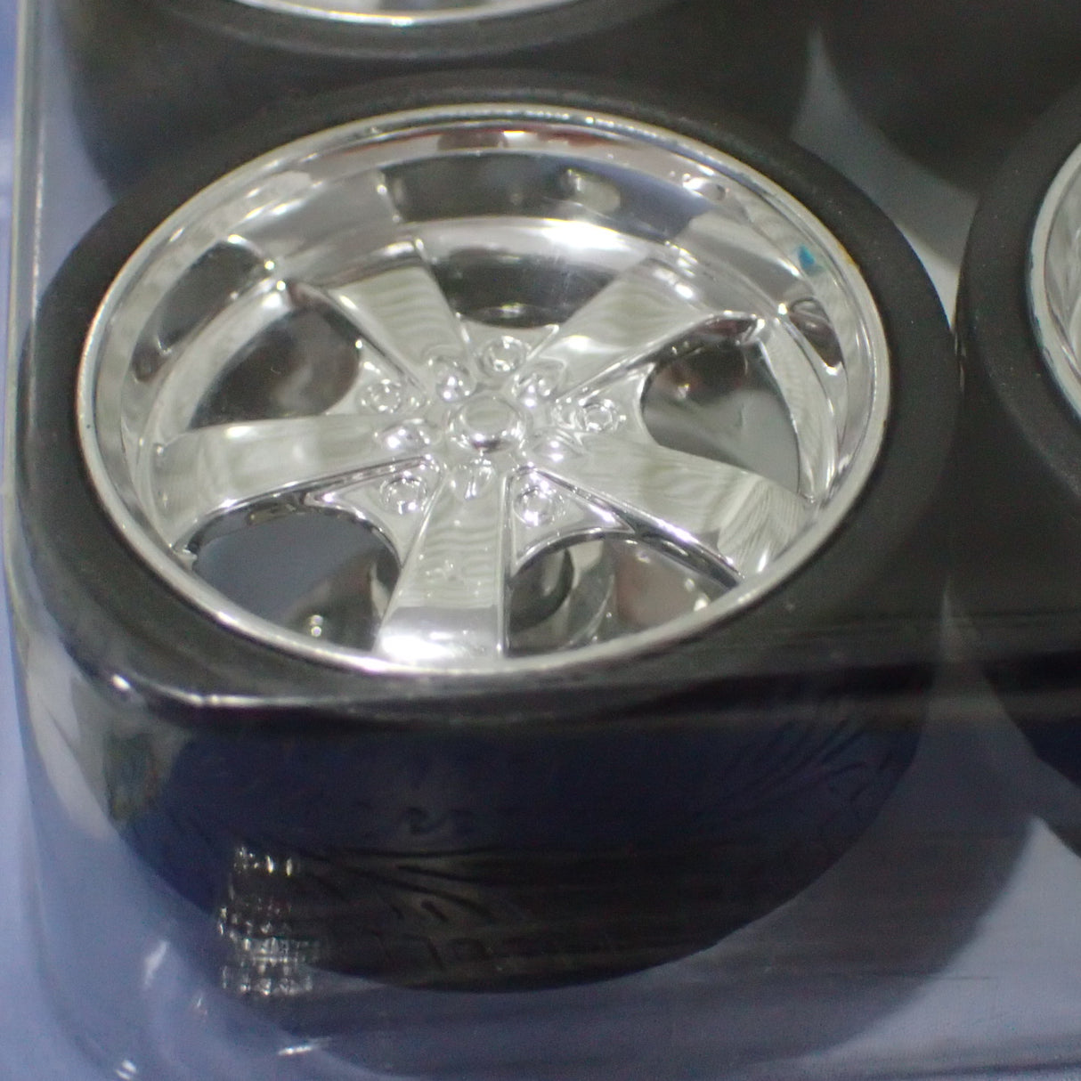 Car Wheels 2002 -C - 1/24 to 1/18 Scale Wheel & Tire Set