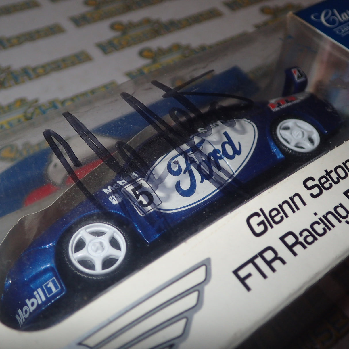 Classic Carlectables 2005-1 - 1/43 Scale Glenn Seton FTR Racing AU Falcon 1/8000 ltd ed