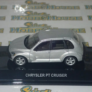 AutoArt 20061 - 1/64 Scale 2001 Chrysler PT Cruiser in Silver Diecast Model Replica