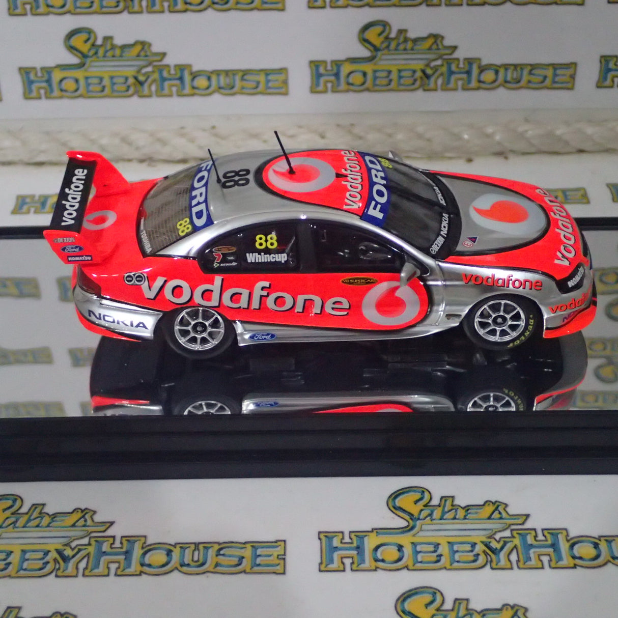 Classic Carlectables 2088-4 1/43 Scale Ford BF Vodafone Whincup 2008