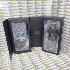 Sideshow Collectibles 2134 - 1/6 Scale Captain Han Solo Hoth Brown Jacket