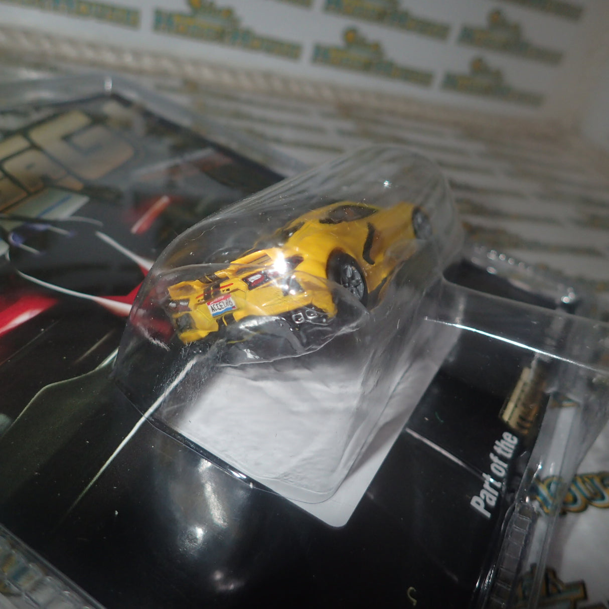 AFX 22013 – 1/64 Scale CORVETTE C8 ACCELERATE YELLOW