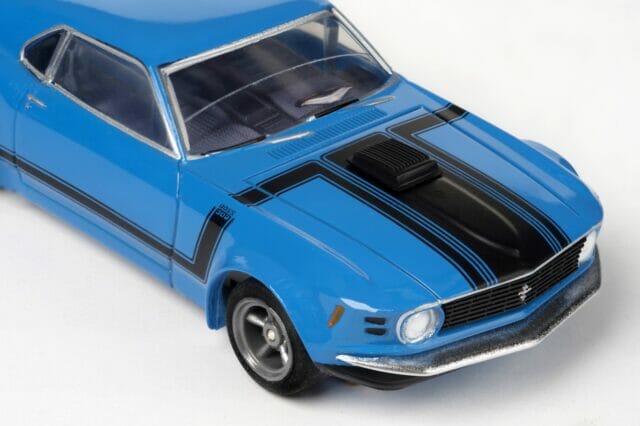 AFX – 1/64 Scale – 22026 Mustang CLEAR – Boss 302 – Blue