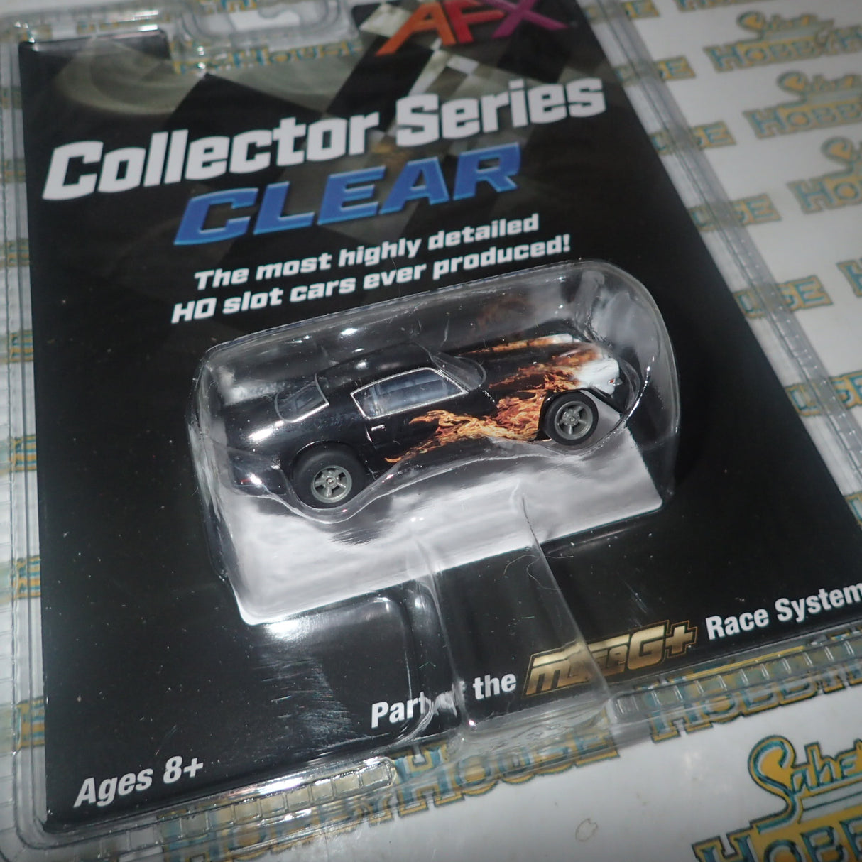 AFX 22073 – 1/64 Scale CAMARO 1970 WILD FIRE BLK/YEL/ORG