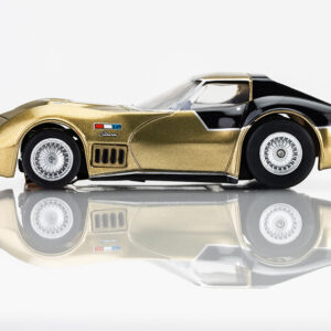 AFX 22093 - 1/64 Scale ASTROVETTE 1969 LMP 12 GLD/BLK LTD