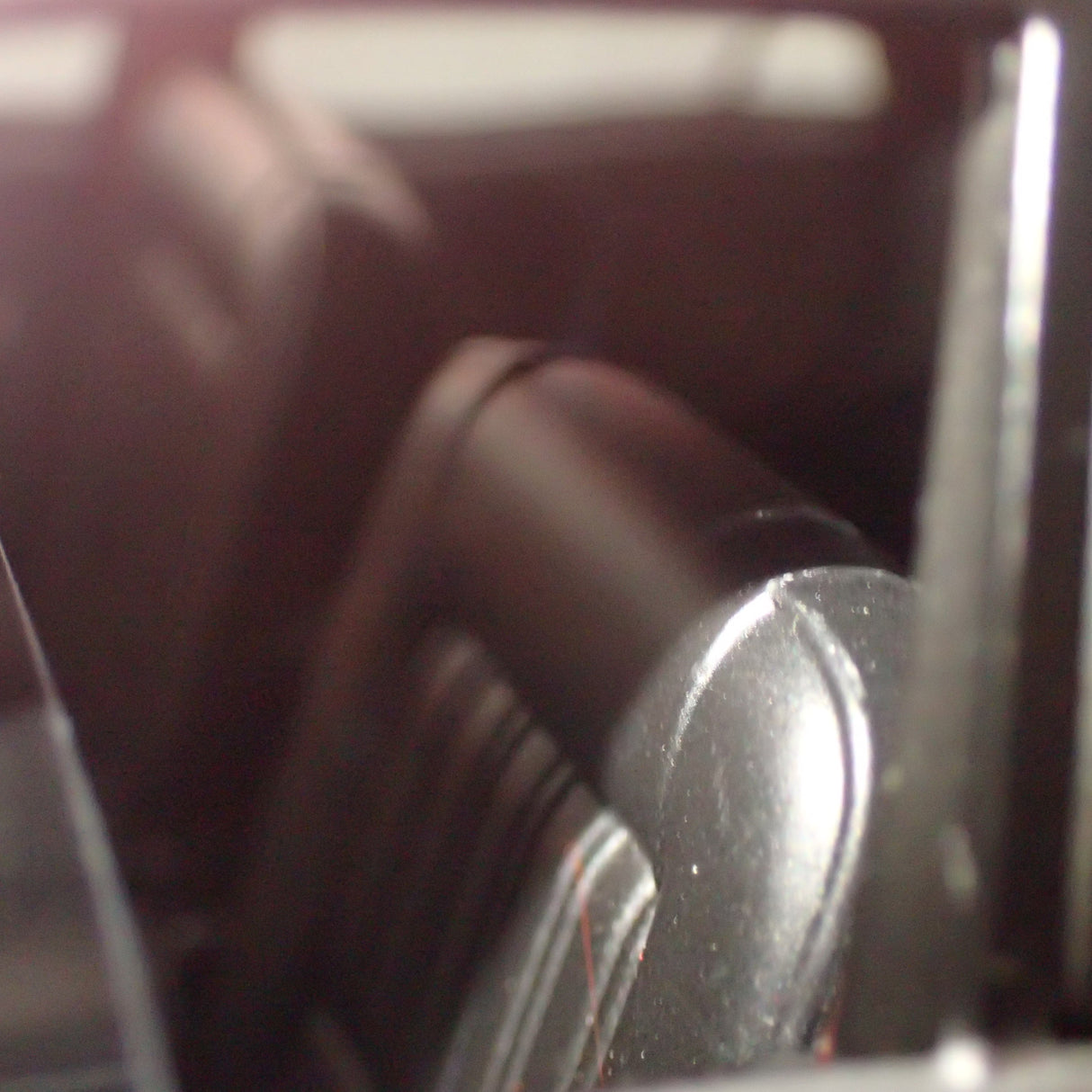 Biante 22721 - 1:18 FORD XY FALCON GTHO TRACK RED Die-Cast Replica